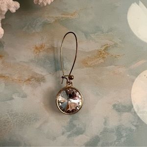 Single Gold Tone Crystal Drop Earring